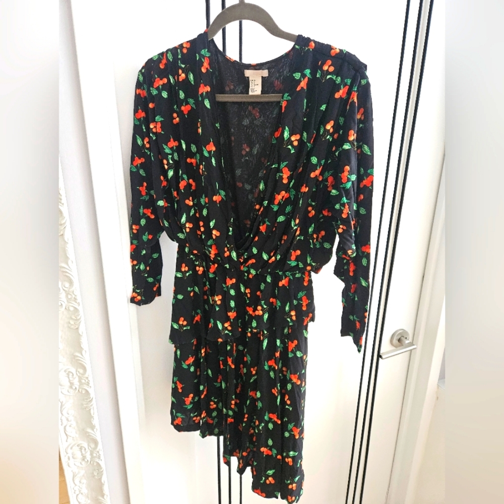 H&M Cherry 🍒 dress